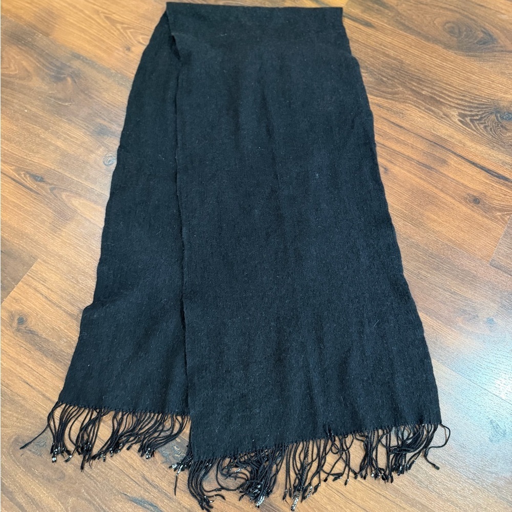 Joolay 60% cashmere, 40% silk black scarf